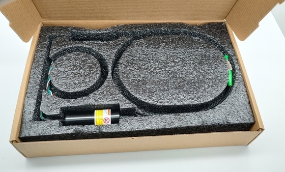 Laser de fibra PM de modo único de alta estabilidad con longitud de onda de 638 nm y potencia de salida de 2 mW