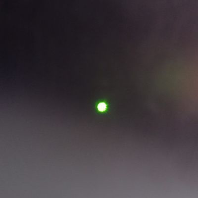 Módulo láser de punto de enfoque ajustable de 20mW 555nm con competitividad y peso de 0,01 KG