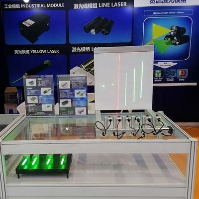 Modulación DPSS láser de alta potencia 532nm 545nm 555nm 561nm 571nm 589nm con competitivo